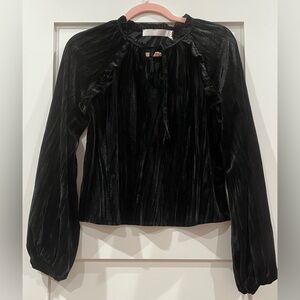 NWT Rachel Parcell Crinkle Velvet Top in Black - Size XS